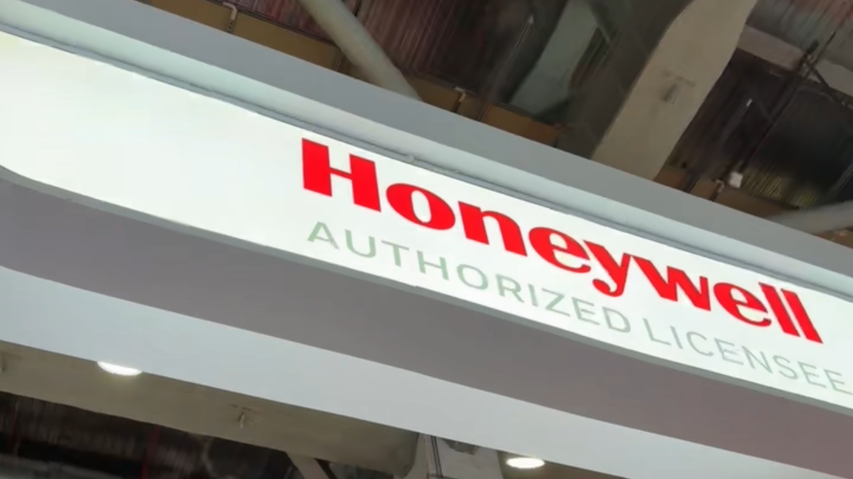 Honeywell booth signage