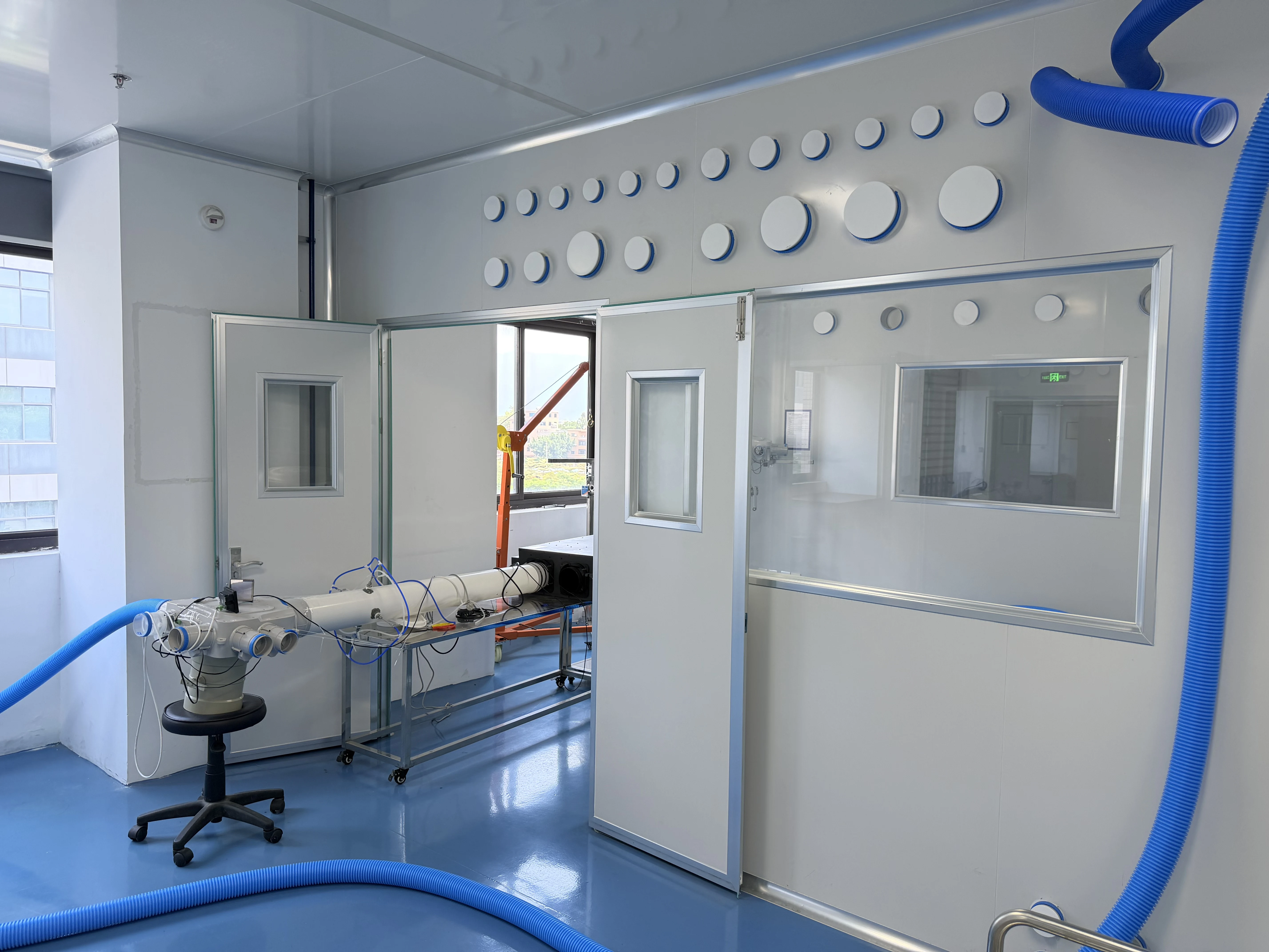 MAXMAC Precision Instrument Room